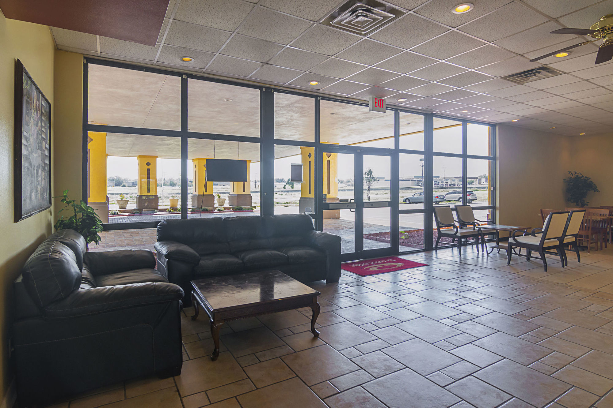 Econo Lodge Sulphur Springs I-30 Interior photo