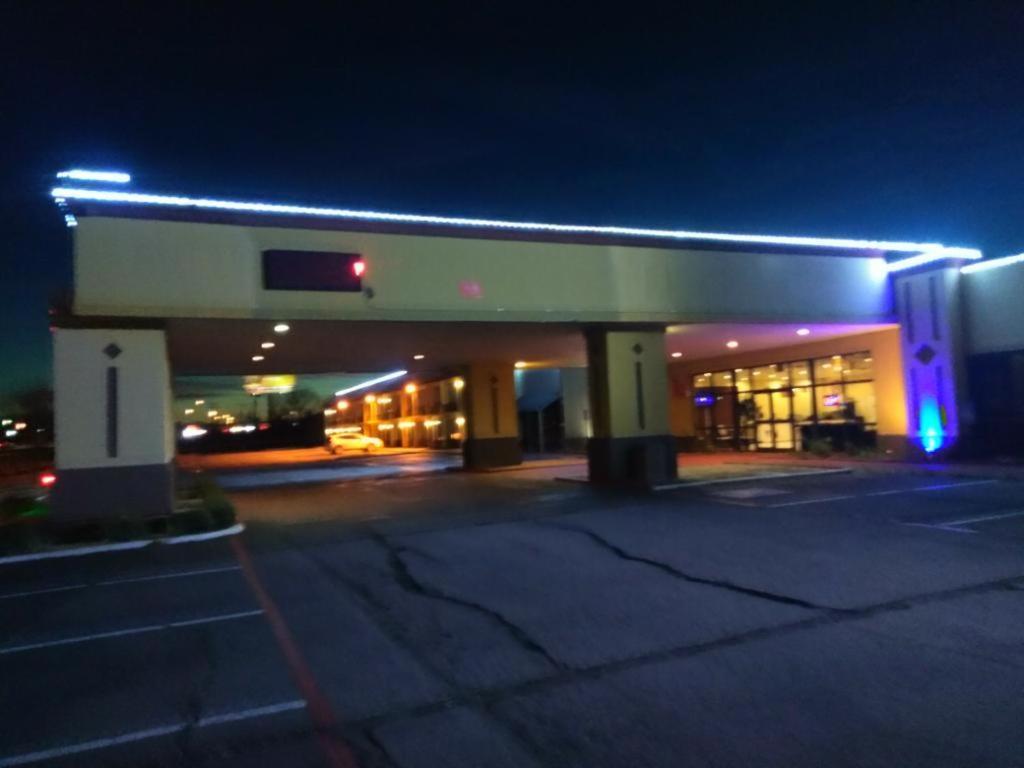 Econo Lodge Sulphur Springs I-30 Exterior photo